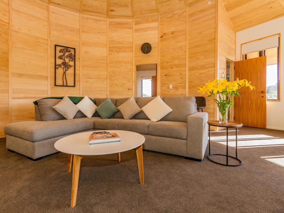 Heavenly Spa Views - Ohakune Holiday Home Extérieur photo